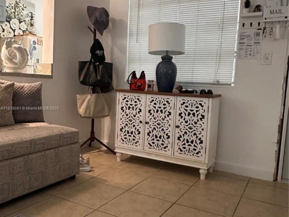 1100 NE 1st Ct # 103, Hallandale Beach FL 33009 — #A11839591
