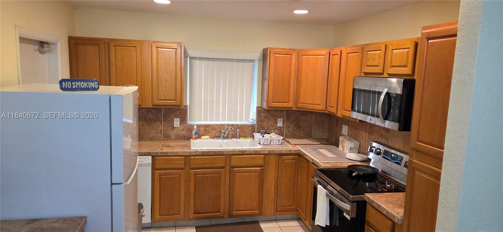 f3b61b38-6009 2359 N Wallen Dr, Palm Beach Gardens FL 33410 — #A11840672