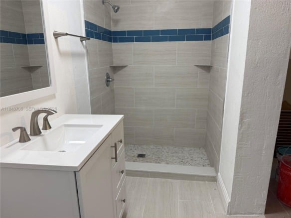 5901 NE 4th Ave # 1, Oakland Park FL 33334 — #A11840706