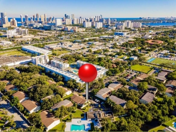 19200 NE 25th Ave # 323C, Miami FL 33180 — #A11841091