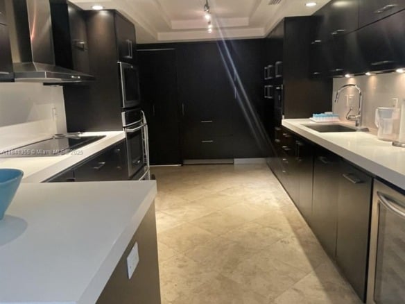 1121 Crandon Blvd # E1205, Key Biscayne FL 33149 — #A11841355
