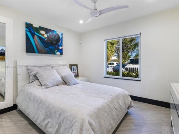 517 S Riverside Dr, Pompano Beach FL 33062 — #A11841793