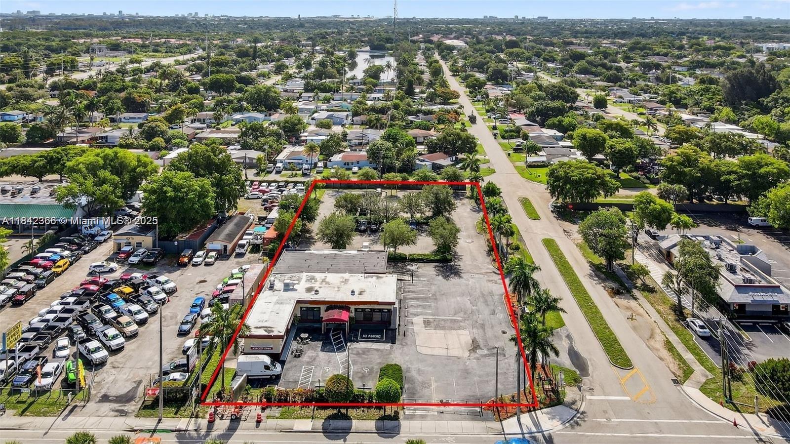 f3b61b38-6065 4950 S State Road 7, Hollywood FL 33314 — #A11842366