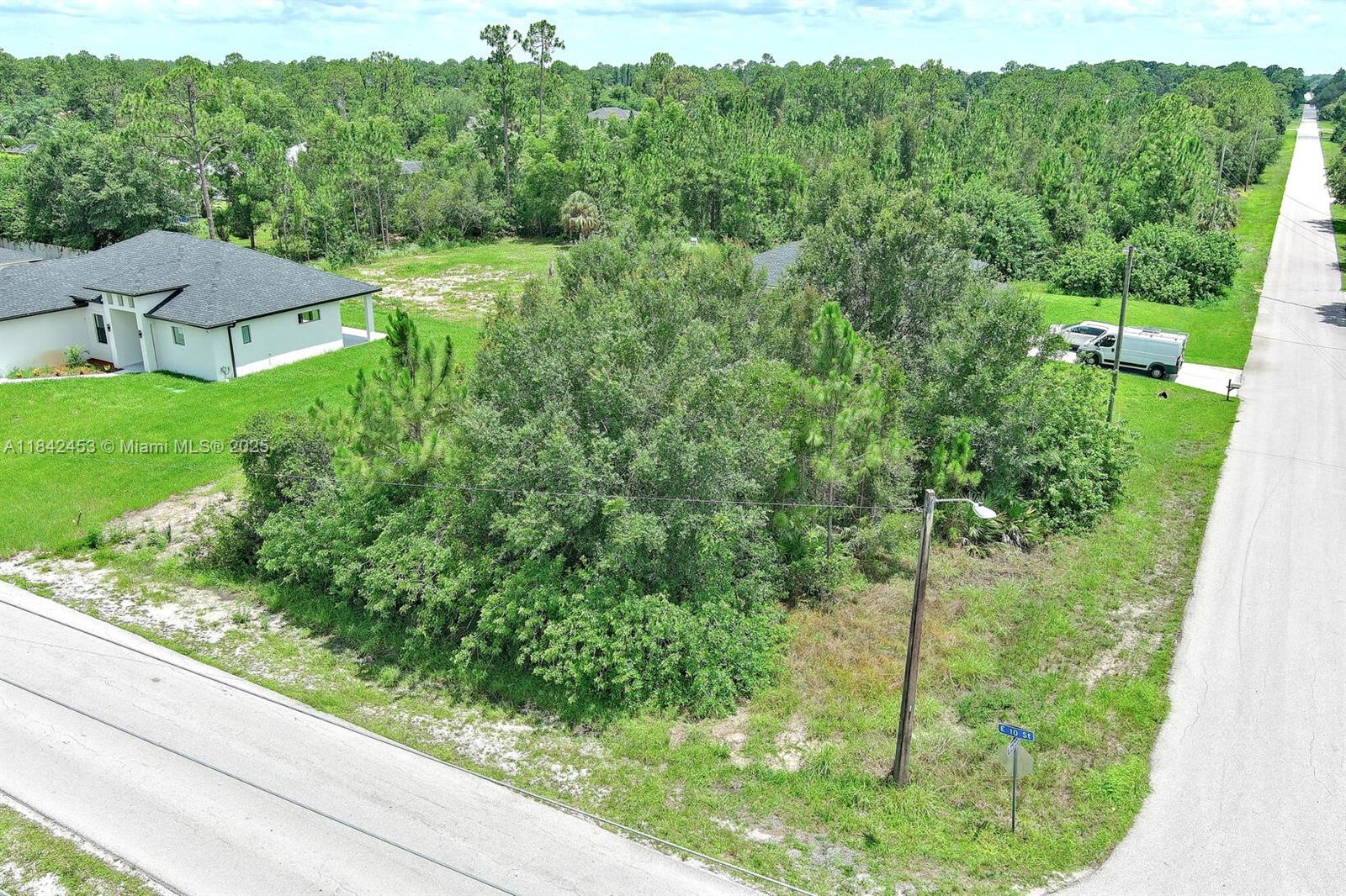2500 E 10th St, Lehigh Acres FL 33936 — #A11842453