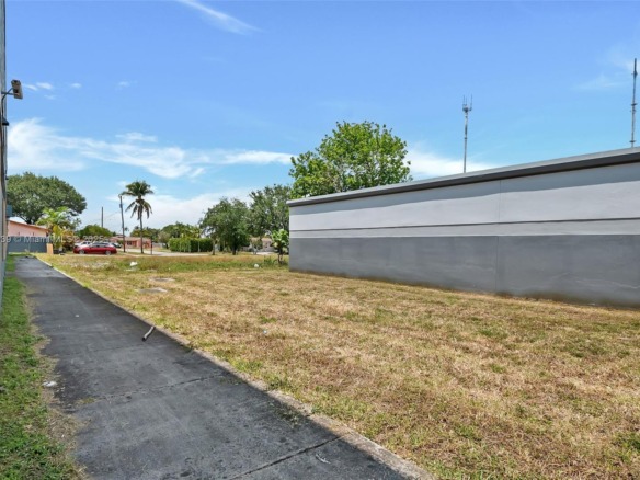 20200 NW 2nd Ave # C6, Miami Gardens FL 33169 — #A11900939