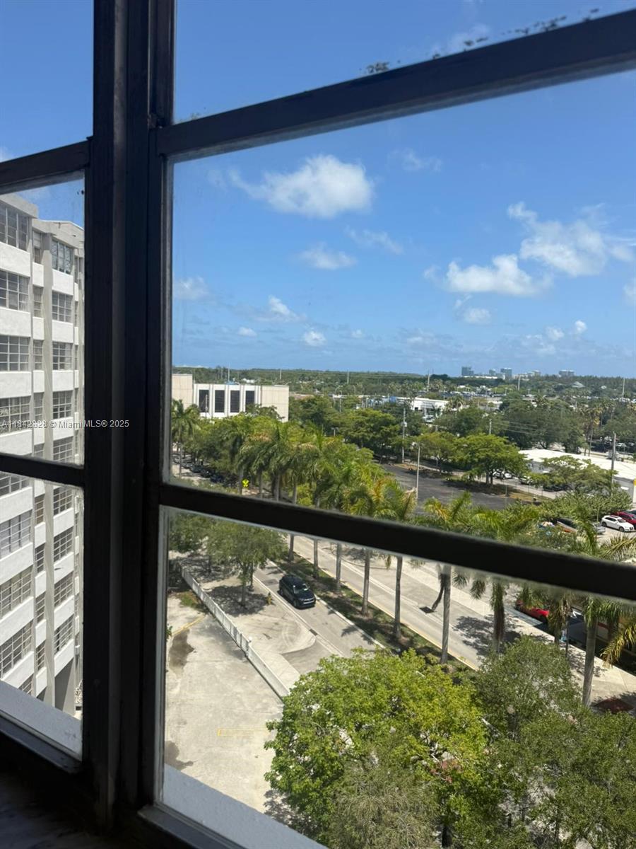 f3b61b38-6084 2025 NE 164th St # 818, North Miami Beach FL 33162 — #A11842828