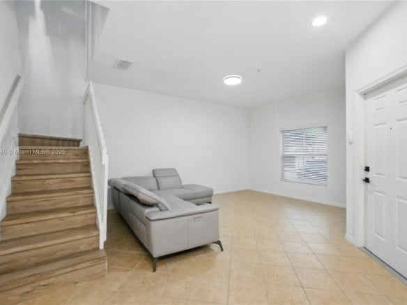 2851 W Prospect Rd # 307, Tamarac FL 33309 — #A11842985