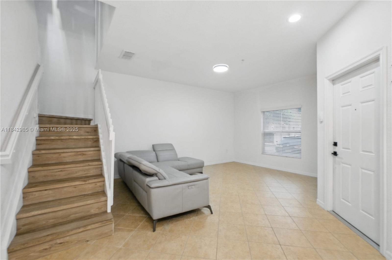 2851 W Prospect Rd # 307, Tamarac FL 33309 — #A11842985