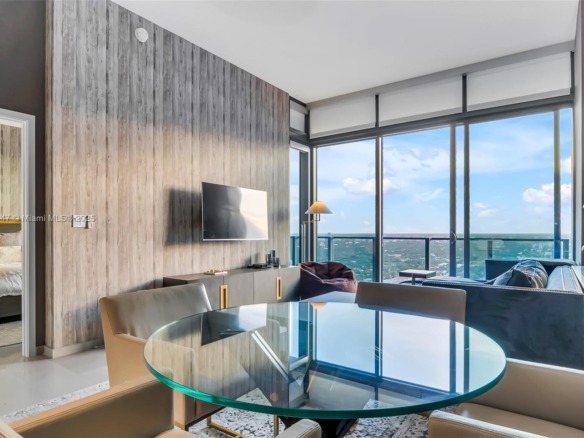 88 SW 7th St # 4006, Miami FL 33130 — #A11843147