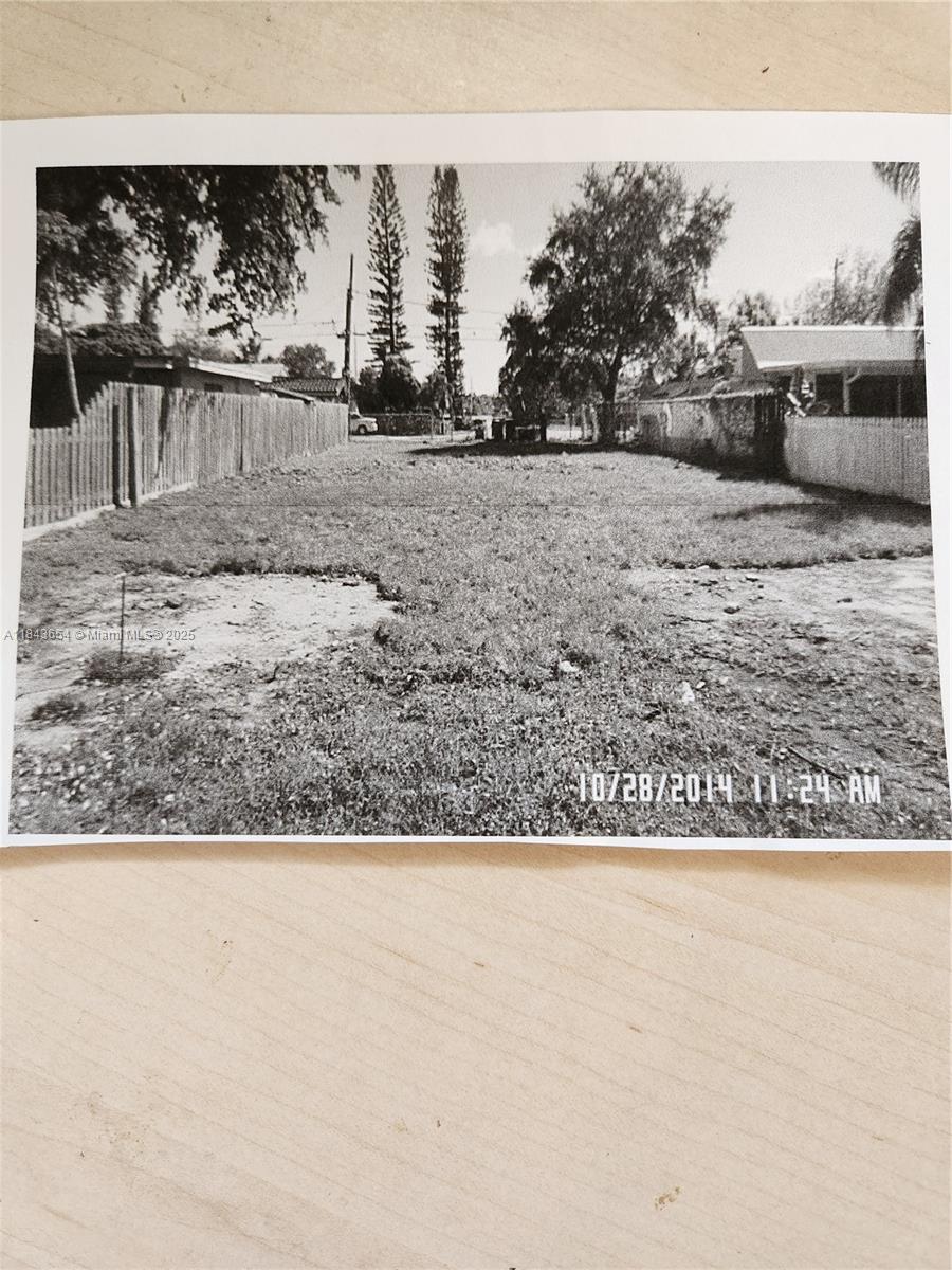 f3b61b38-6105 315 N 61st Ave, Hollywood FL 33024 — #A11843654