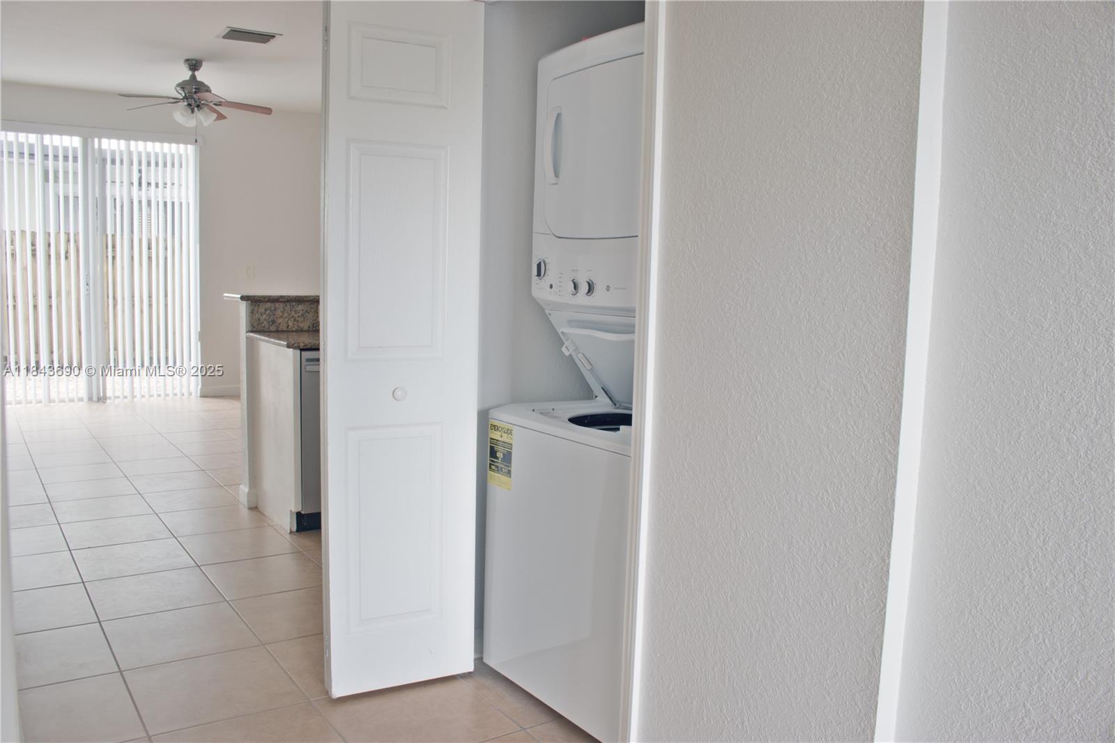 f3b61b38-6108 153 SE 28th Pl # 3, Homestead FL 33033 — #A11843690