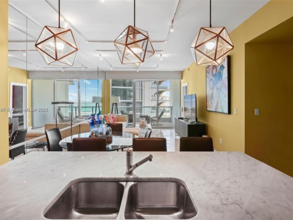 900 Biscayne Blvd # 2410, Miami FL 33132 — #A11787397