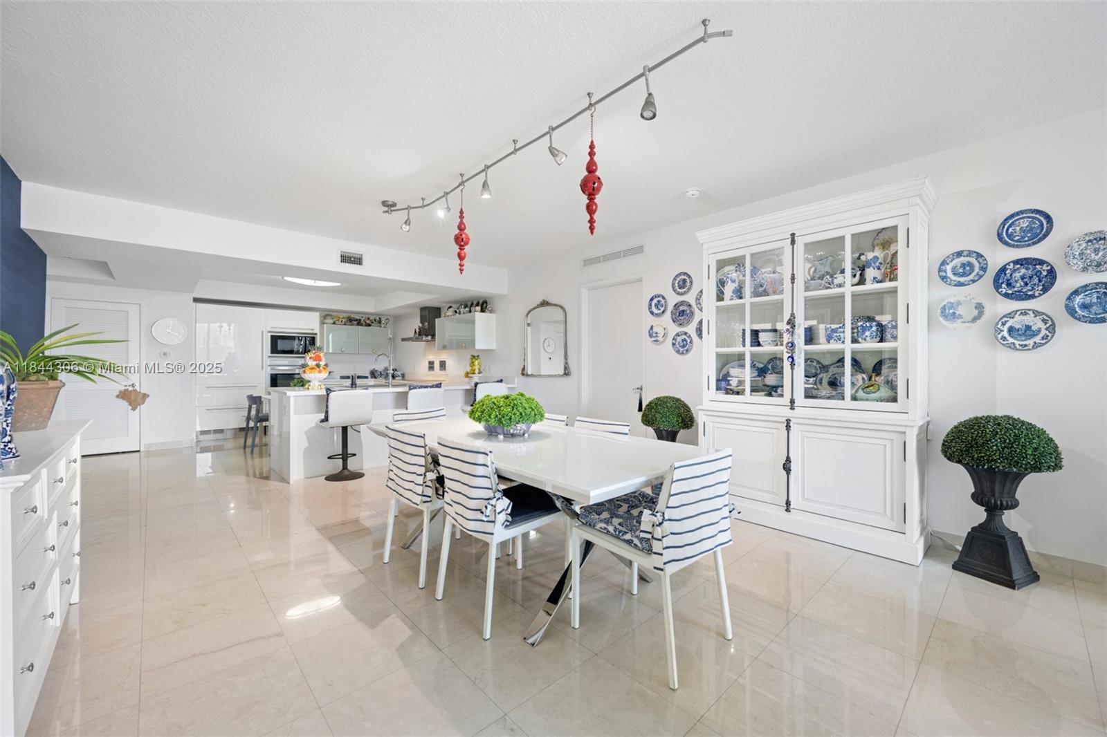 f3b61b38-6131 150 Sunny Isles Blvd, Sunny Isles Beach FL 33160 — #A11844306
