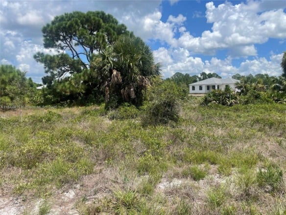 655 KNAPP ST, Lehigh Acres FL 33974 — #A11844415