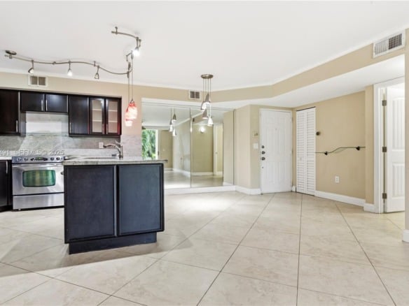 1733 Village Blvd # 108, West Palm Beach FL 33409 — #A11844491