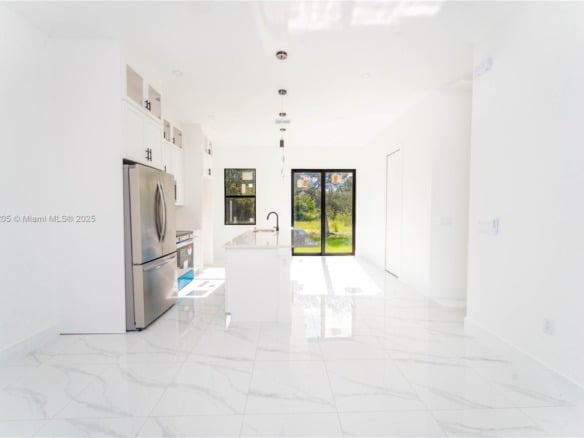 919 Glenn Ave, Lehigh Acres FL 33972 — #A11845205