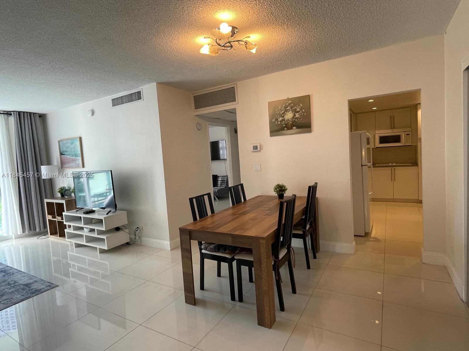 f3b61b38-6174 3901 S Ocean Dr # 3U, Hollywood FL 33019 — #A11845457