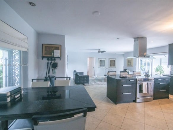 4116 Taft St, Hollywood FL 33021 — #A11846557