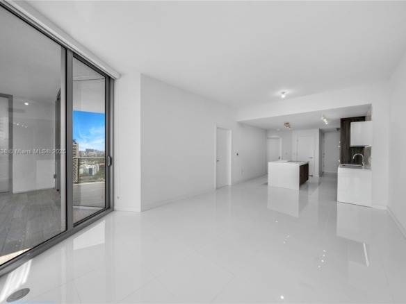 851 NE 1st AVE # 2106, Miami FL 33132 — #A11901738