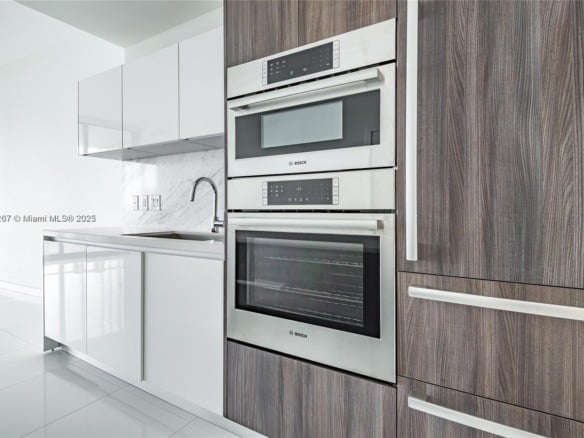 851 NE 1st Ave # 2100, Miami FL 33132 — #A11847207