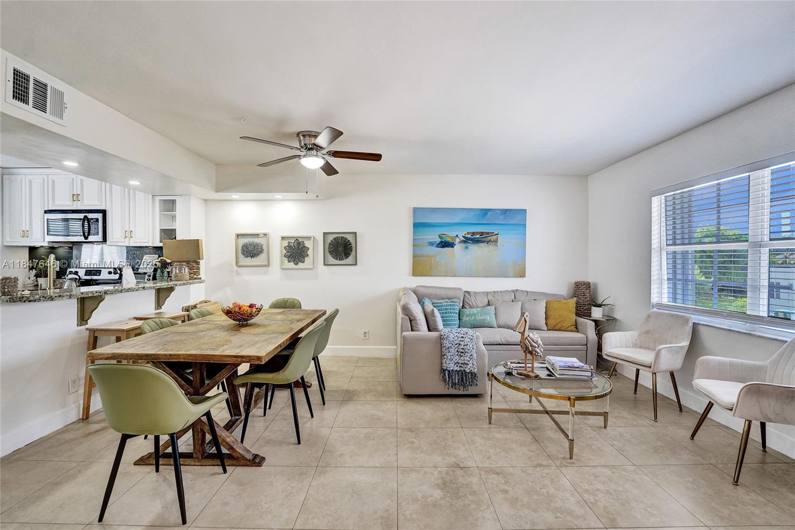 f3b61b38-6253 345 Virginia St, Hollywood FL 33019 — #A11847646