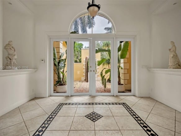 14211 Sunset Ln, Southwest Ranches FL 33330 — #A11848202