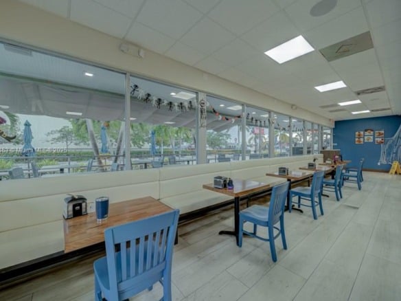 Bakery / Restaurant For Sale On Dixie HWY, Miami FL 33157 — #A11848463