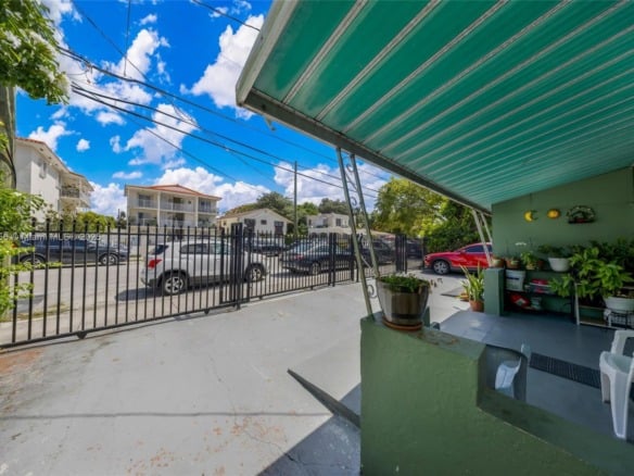 1858 SW 5th St, Miami FL 33135 — #A11848656
