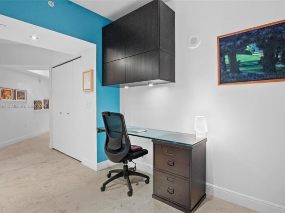 19900 E Country Club Dr # 212, Aventura FL 33180 — #A11849546