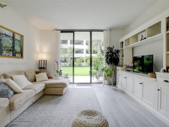 3300 NE 191st St # 114, Aventura FL 33180 — #A11851940