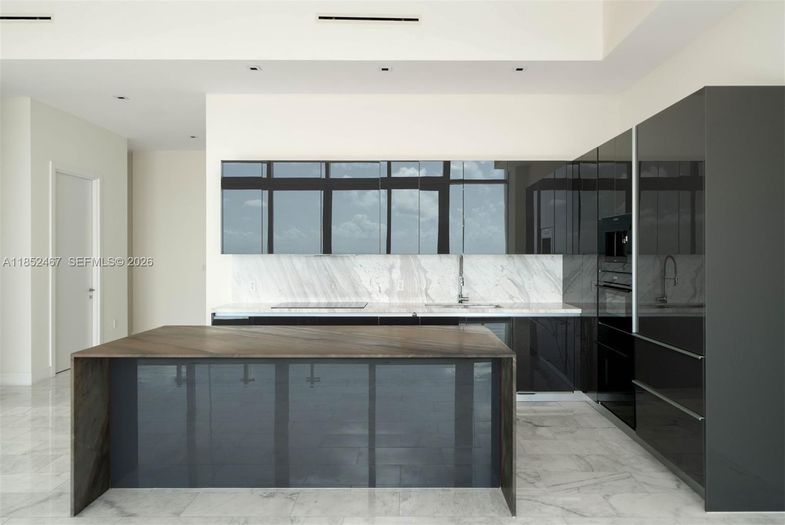 f3b61b38-6422 1451 Brickell Ave # 5302, Miami FL 33131 — #A11852467