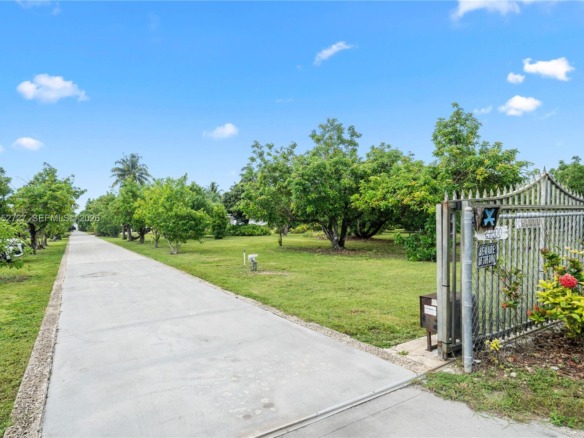 27800 SW 182nd Ave, Homestead FL 33031 — #A11852727