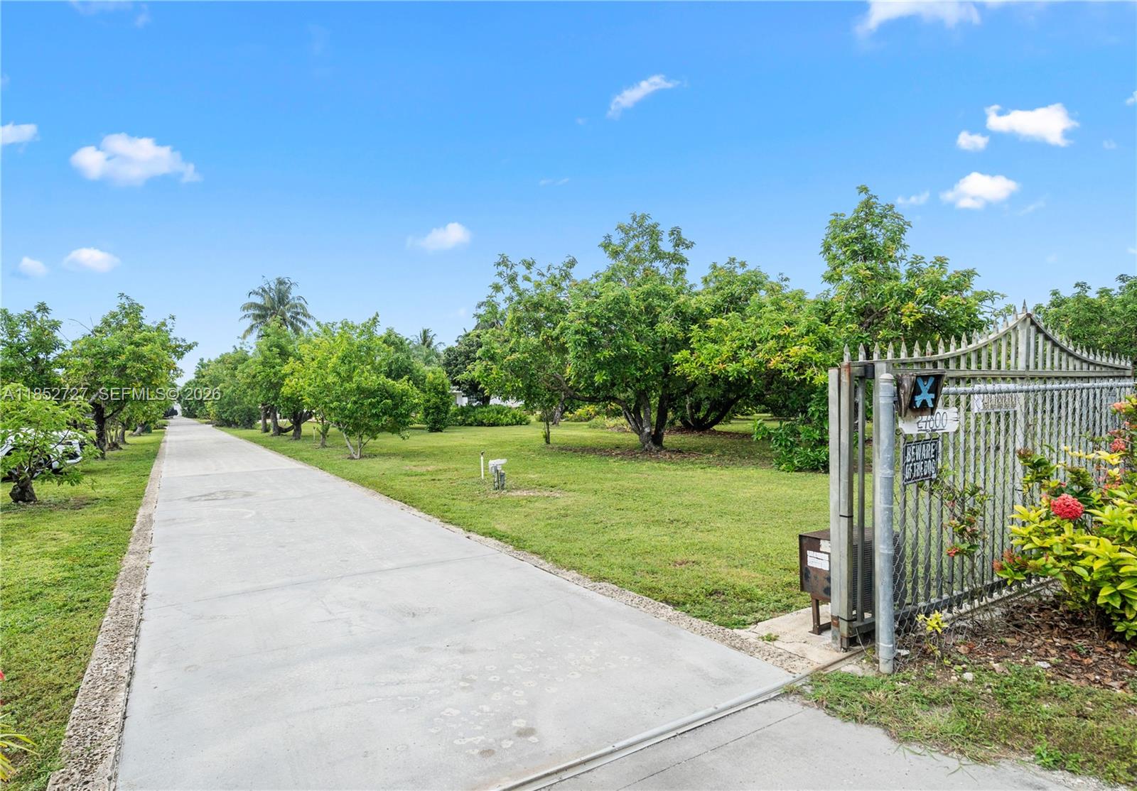 f3b61b38-6433 27800 SW 182nd Ave, Homestead FL 33031 — #A11852727