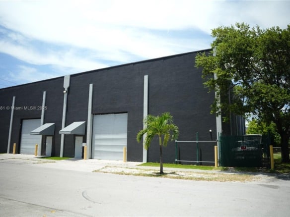 1951 Grant St, Hollywood FL 33020 — #A11852781