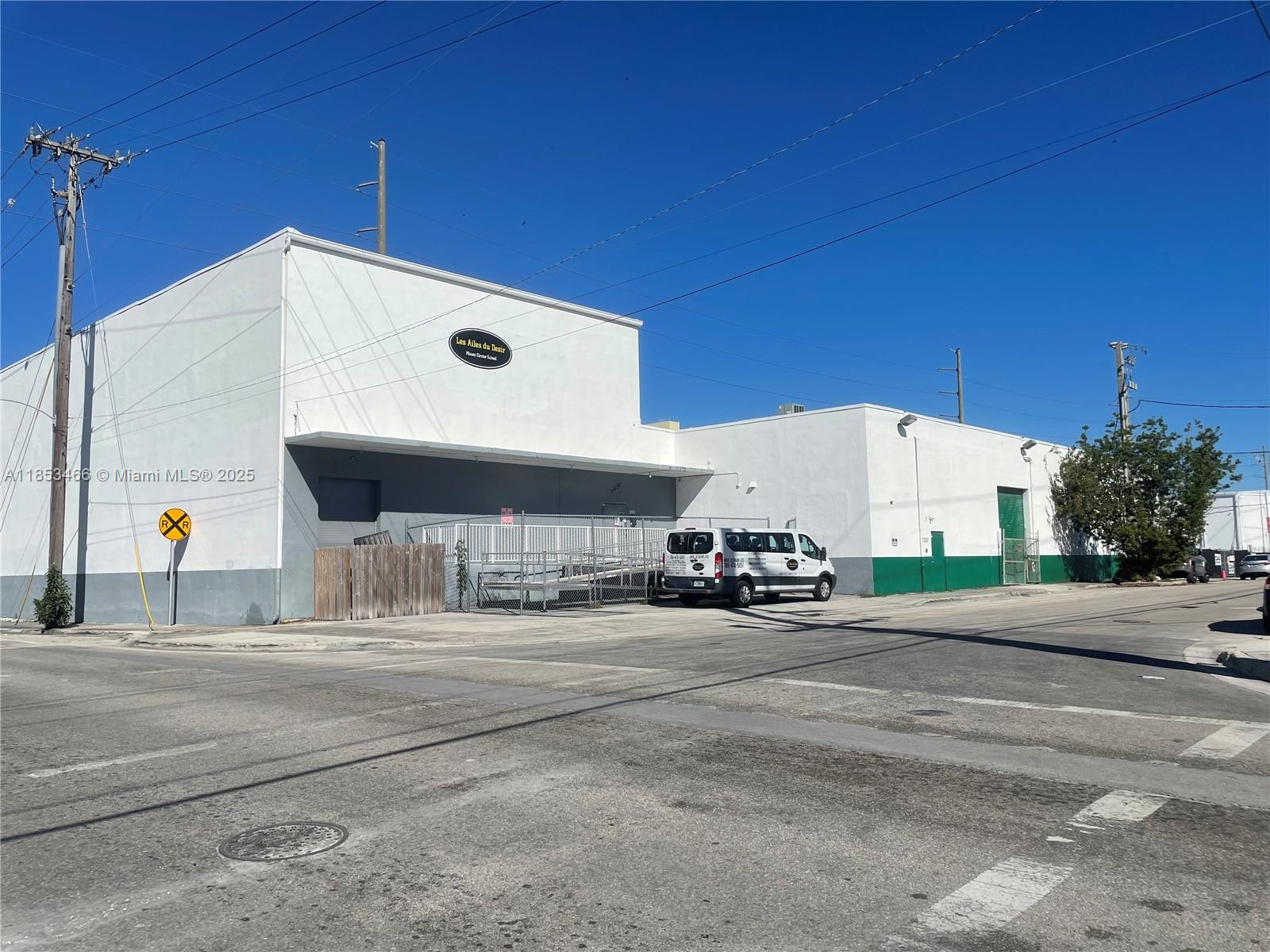 1395 NW 22nd St, Miami FL 33142 — #A11853466