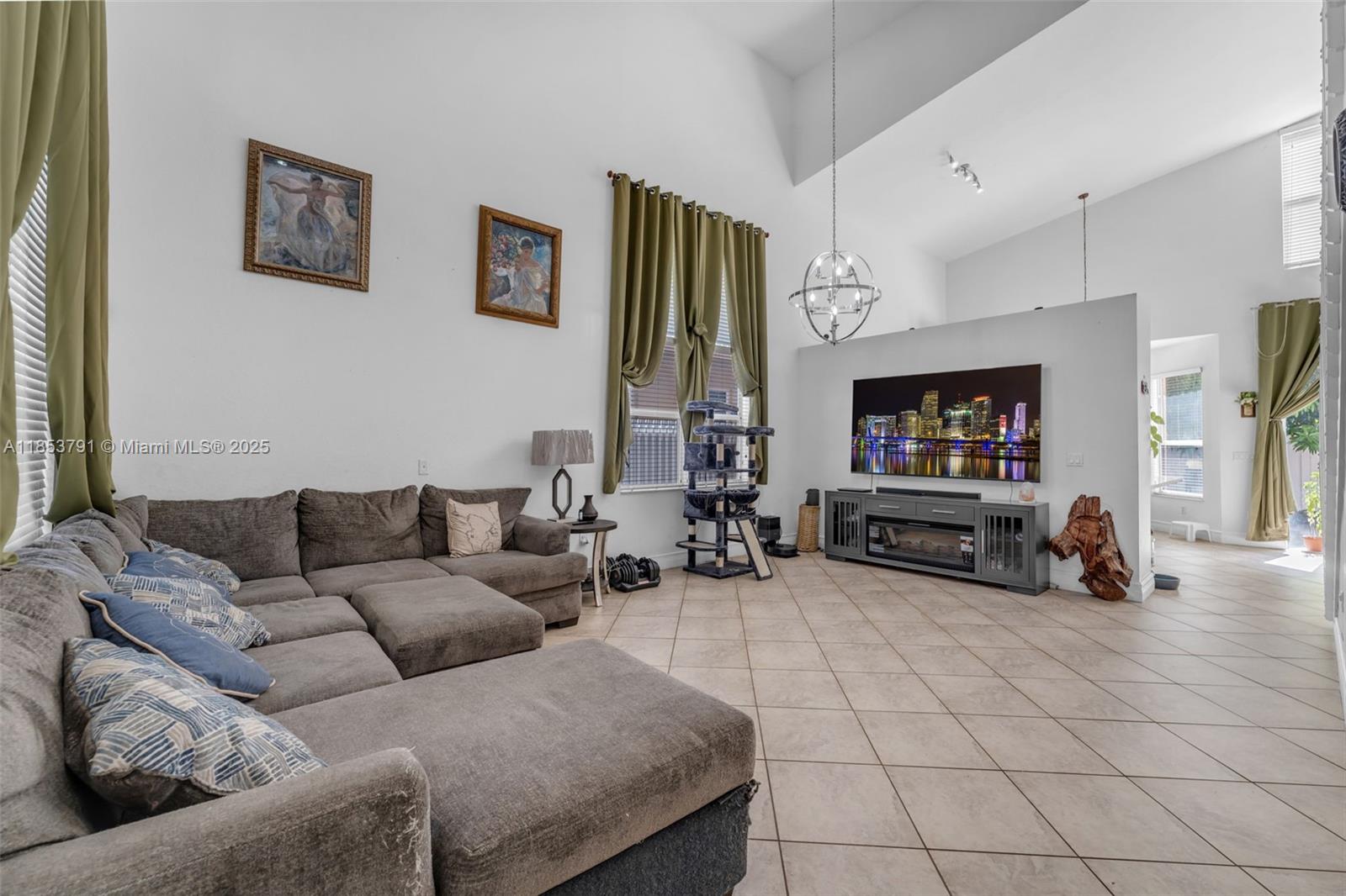 f3b61b38-6474 1755 NE 37th Ave # 0, Homestead FL 33033 — #A11853791