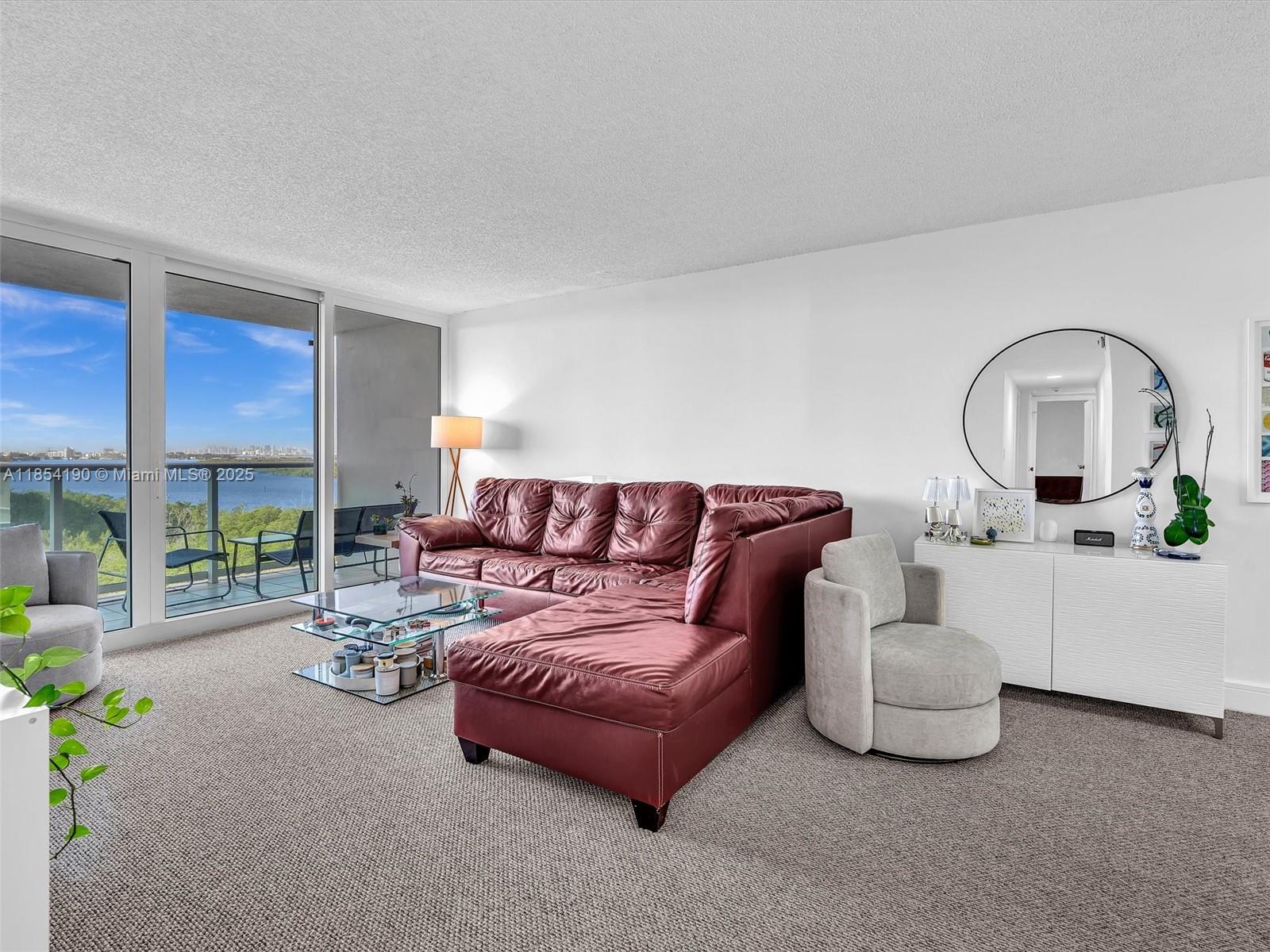 f3b61b38-6493 100 Bayview Dr # 1025, Sunny Isles Beach FL 33160 — #A11854190