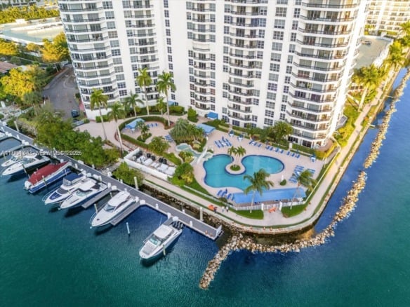 3530 Mystic Pointe Dr # 2508, Aventura FL 33180 — #A11854372