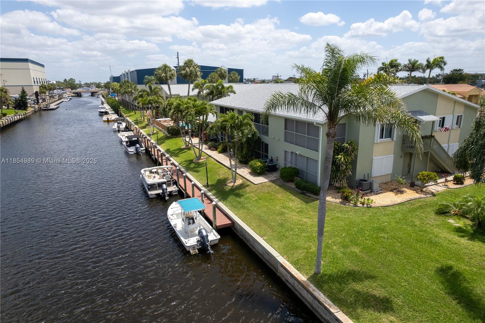 f3b61b38-6531 1409 SE 46TH LN # 105, Other City – In The State Of Florida FL 33904 — #A11854989