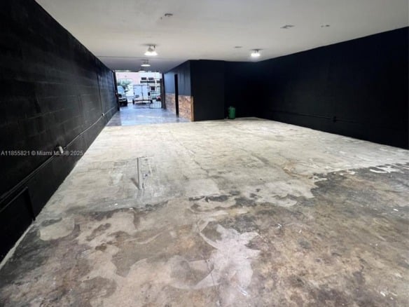 1657 W 40th St # 6, Hialeah FL 33012 — #A11855821