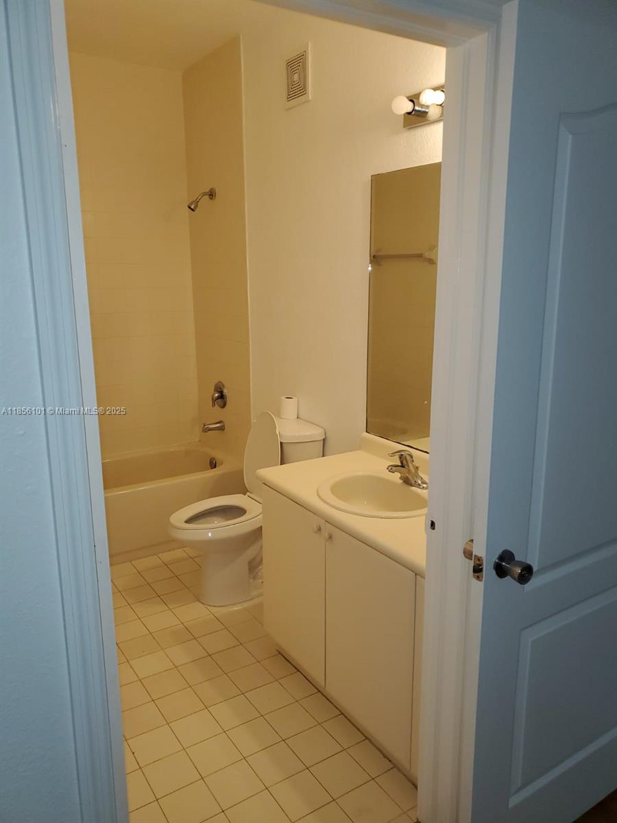 1666 SE 27 CT # 108, Florida City FL 33035 — #A11856101