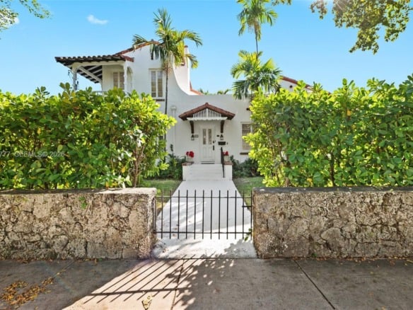 36 Phoenetia Ave, Coral Gables FL 33134 — #A11857777