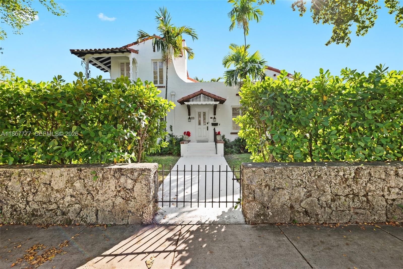 f3b61b38-6640 36 Phoenetia Ave, Coral Gables FL 33134 — #A11857777