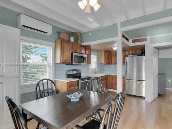 813 Hawksbill Ln, Sugarloaf FL 33042 — #A11858417