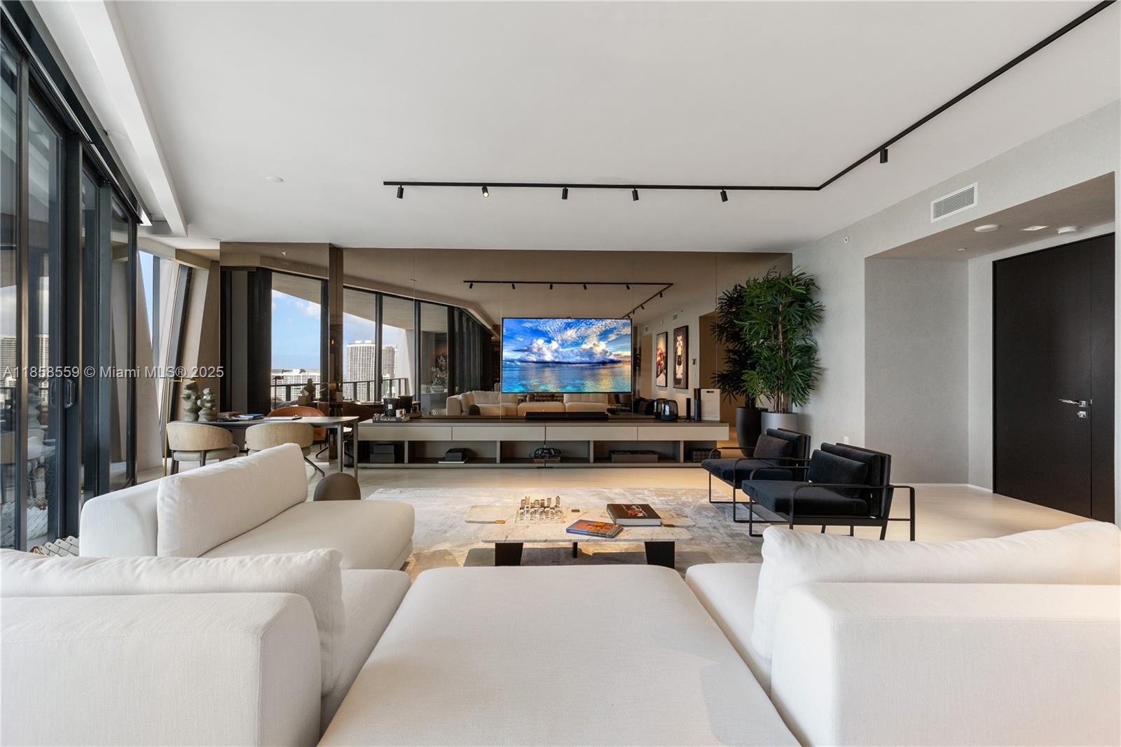 1000 Biscayne Blvd # 3502, Miami FL 33132 — #A11858559