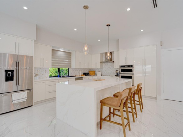 2521 SW 105th Ave, Miami FL 33165 — #A11858706