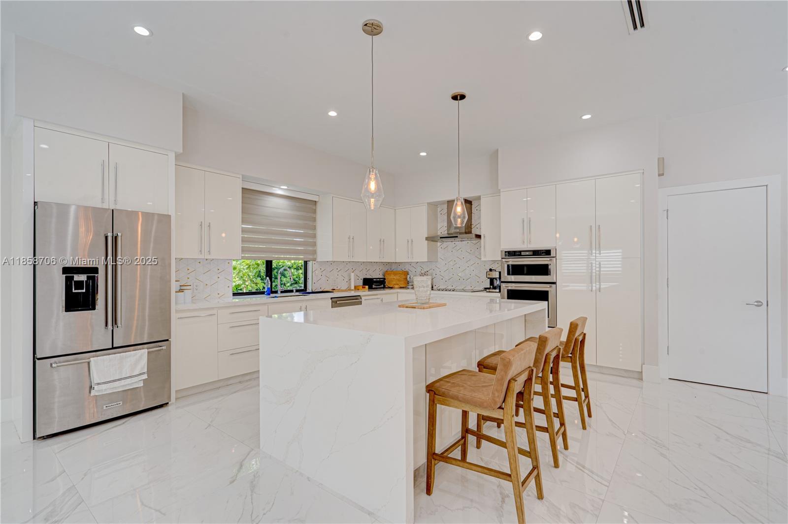 f3b61b38-6686 2521 SW 105th Ave, Miami FL 33165 — #A11858706