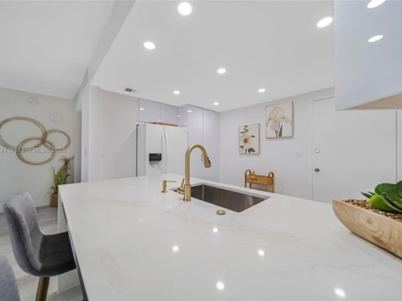 2100 S Ocean Dr # 5B, Fort Lauderdale FL 33316 — #A11859791