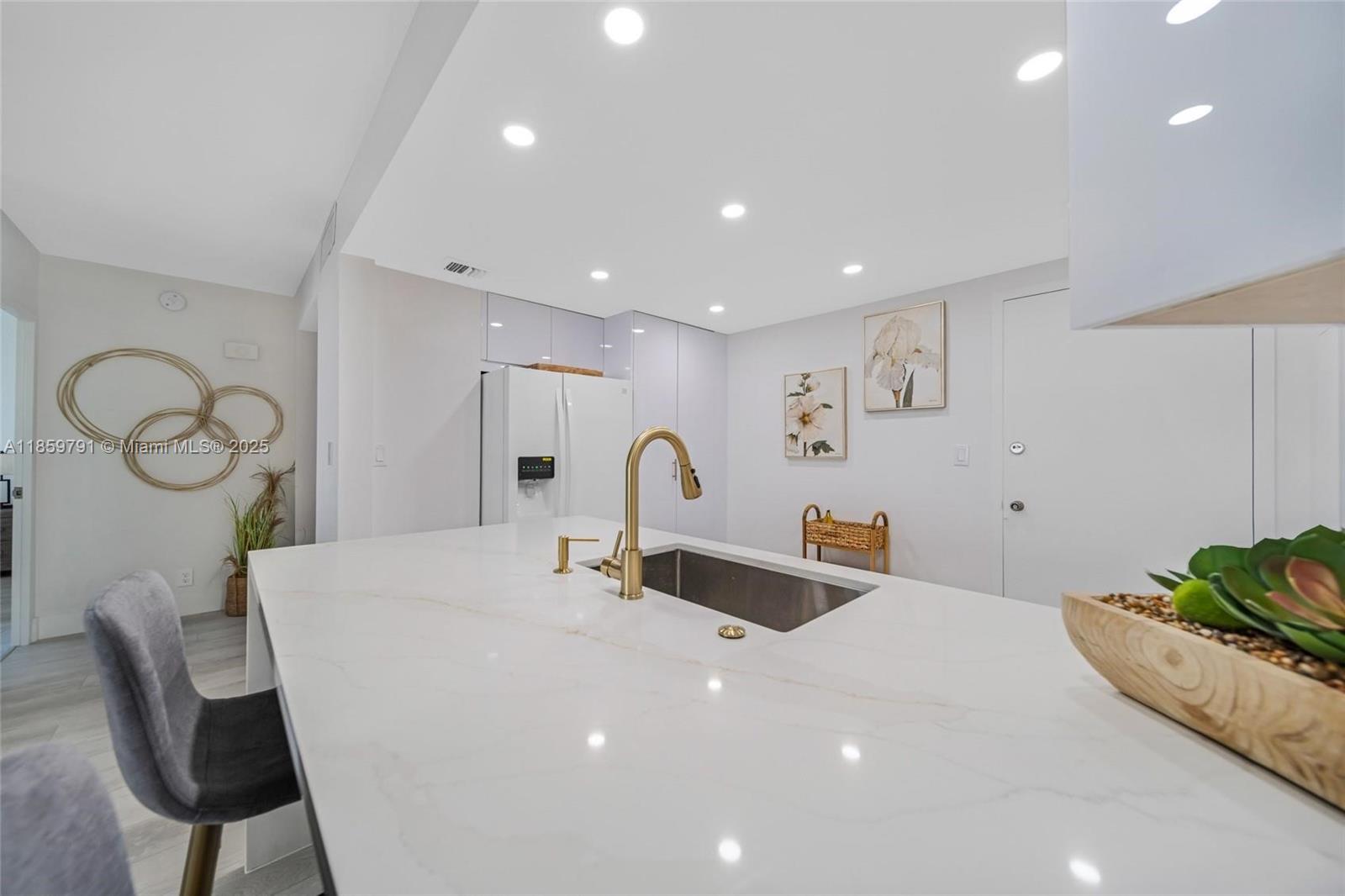 2100 S Ocean Dr # 5B, Fort Lauderdale FL 33316 — #A11859791
