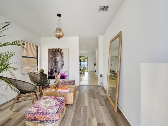 650 NE 191st Ter, Miami FL 33179 — #A11859787